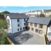 Spacious Two Bedroom Apartment in Abertillery