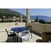 Spyros House, 3 bedrooms-sea view-in Agia Efimia