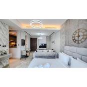 STAY BY LATINEM Luxury Studio Holiday Home G61115 near Burj Khalifa