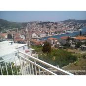Studio Apartment in Hvar Town with Sea View, Balcony, Air Conditioning, Wi-Fi (3615-3)