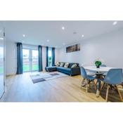 Stunning 3-Bed House in Salford