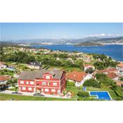 Stunning apartment in Raxo with Outdoor swimming pool, WiFi and 2 Bedrooms