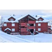 Stunning apartment in Vgslid with 3 Bedrooms, Sauna and WiFi
