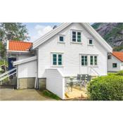 Stunning home in Dirdal with 2 Bedrooms and Internet