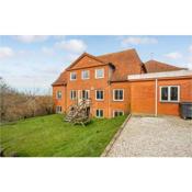Stunning home in Hanstholm with WiFi and 5 Bedrooms