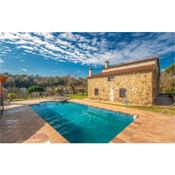 Stunning Home In Riells I Viabrea With Wifi, Outdoor Swimming Pool And Swimming Pool