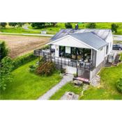 Stunning home in Vestnes with 3 Bedrooms and WiFi