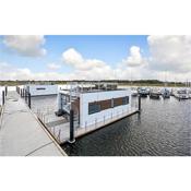 Stunning ship-boat in Grenaa with Sauna, WiFi and 2 Bedrooms