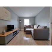 Stylish 2 bedroom apartment with parking
