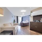 Stylish 2Bed Apartment-City Centre - Free Parking.