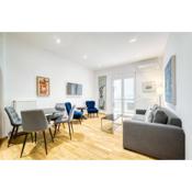 Stylish, Sunny New 2 Bedroom, Prime Central Athens