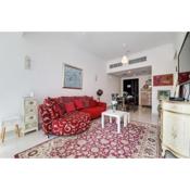 Surreal comfortable 2 bed apartment Premium building, Lush with Marina view