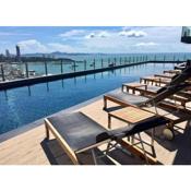 The BASE Central PATTAYA SeaView with Infinity Pool & Free Netflix