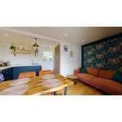 The Little Cottage by Truabode Holiday Lets & Short Lets Newquay - Parking, Wifi & Pet Friendly