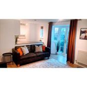 The Quorndon - 2 bedroom serviced apartment- Free Parking