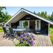 Three-Bedroom Holiday home in Ringkøbing 26