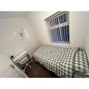 Tidy room for short holiday