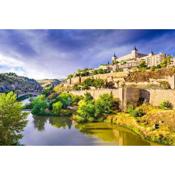 Toledo ciudad de las tres culturas , un lugar para disfrutar todas las familias con sus hijos 