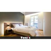TONI'S 2BD Modern flat in Koukaki near Acropoli