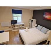 Tranquil 1 Bed studio Flat
