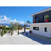Très belle villa 12 personnes à 300 m de la mer dans le golfe de St-Tropez