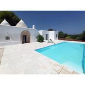 Trullo Le Cicale with pool