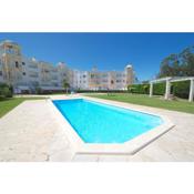 Turtle - 3 bedroom apartment in Nazaré with 2 shared pools and private terrace