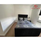 Two Bed Apartment At Icon Living Properties Short Lets & Serviced Accommodation Reading With Balcony & 2 Parking Spaces
