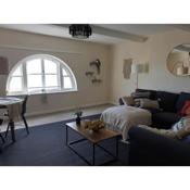 Two Bed Flat Sea view Old town Hastings