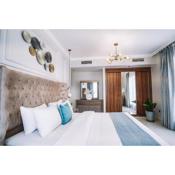 Two Continents Holiday Homes - Sea View Premium Stay on 76th floor