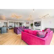 Ultimate Luxury Penthouse - Rooftop Terrace - Air Conditioning - Secure Parking - Long Term Only