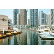 Ultra Luxurious 1 BHK Apartment Marina Dubai 28th Floor - Escan Tower