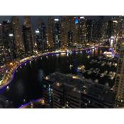 Unique view of dubai marina from your bedroom