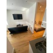Vibrant flat in the city centre