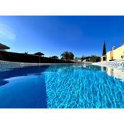 Vilamoura Elegant With Pool by Homing