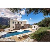 Villa Adagio 5 Bedroom with Private Eco-Friendly Heated Pool