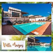 Villa Amigos 200 MQ, with bar, Hot pool, billiard and bbq