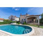 Villa Andric with private pool in Pula