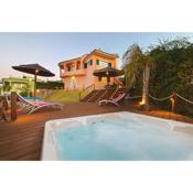 Villa Arade Riverside - Jacuzzi and Heated Pool
