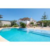 Villa Carello, para 12pax con piscina privada