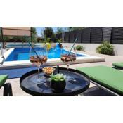 Villa Fides with private pool, garden and sea view