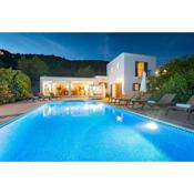 Villa in Ibiza Town, sleeps 11 - Can Monte