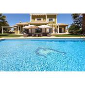 Villa Loane - Swimming Pool - BY BEDZY