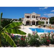 Villa Ludilo mit 4 Apartments in Poljica - Marina bei Trogir Split