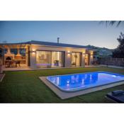 Villa Manefic with private heated pool