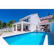 Villa Mlini with private Pool and Sea view