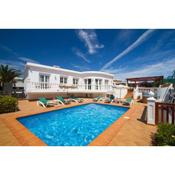 Villa Natalie - 5 Bedroom swimming pool with jacuzzi