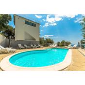 Villa Ozzi with 9 bedrooms & private Pool