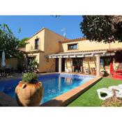 Villa Tranquila a charming 4bedroom villa with air-conditioning & private swimming pool