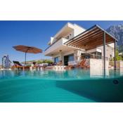 Villa View a luxury villa in Makarska, heated private pool, jacuzzi, gym